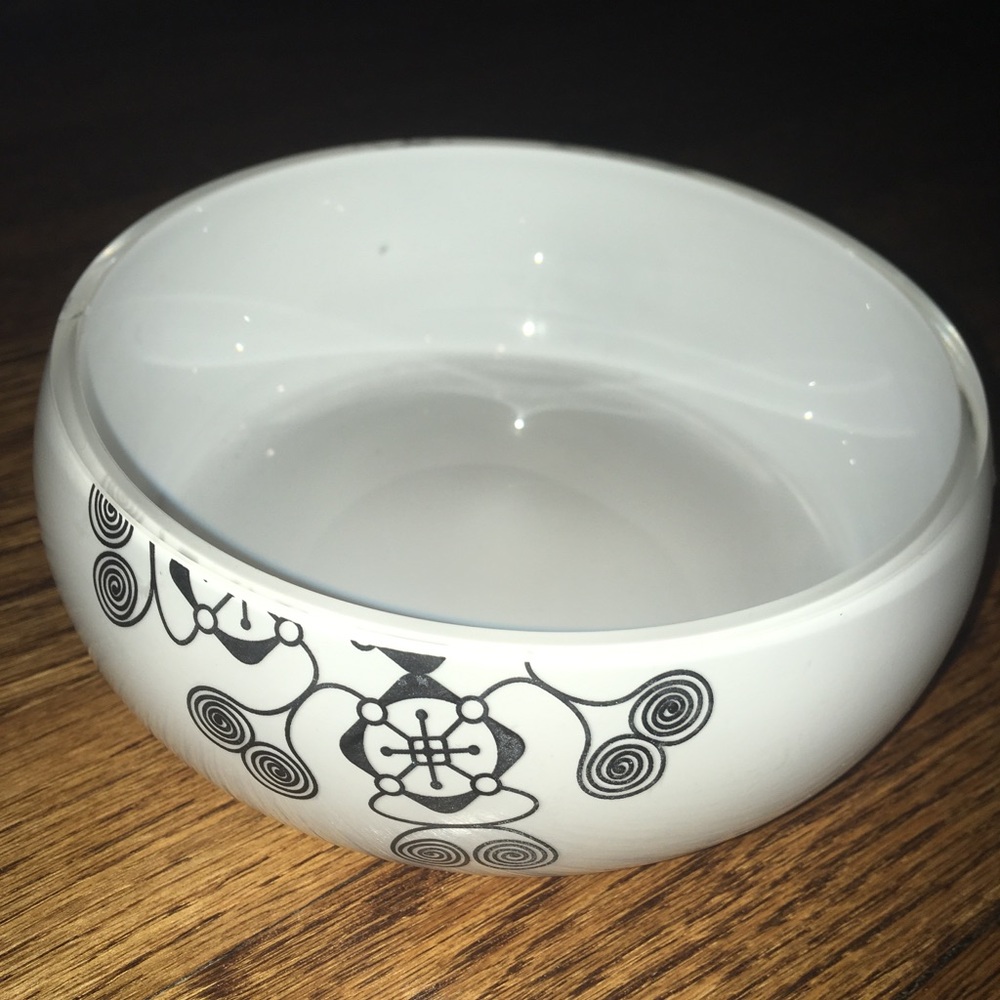 White glass bowl with black design, 6” diameter